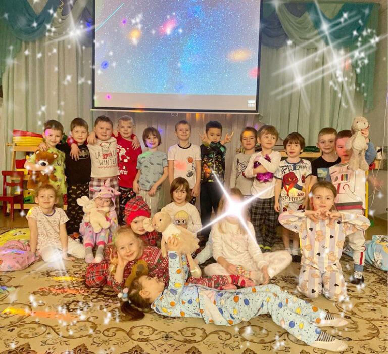 Книга сказки для девочек. Вовк і семеро козенят. Короткие сказки для детей. Сказки маленьким детям. Рассказы для чтения по слогам для детей 6-7 лет.