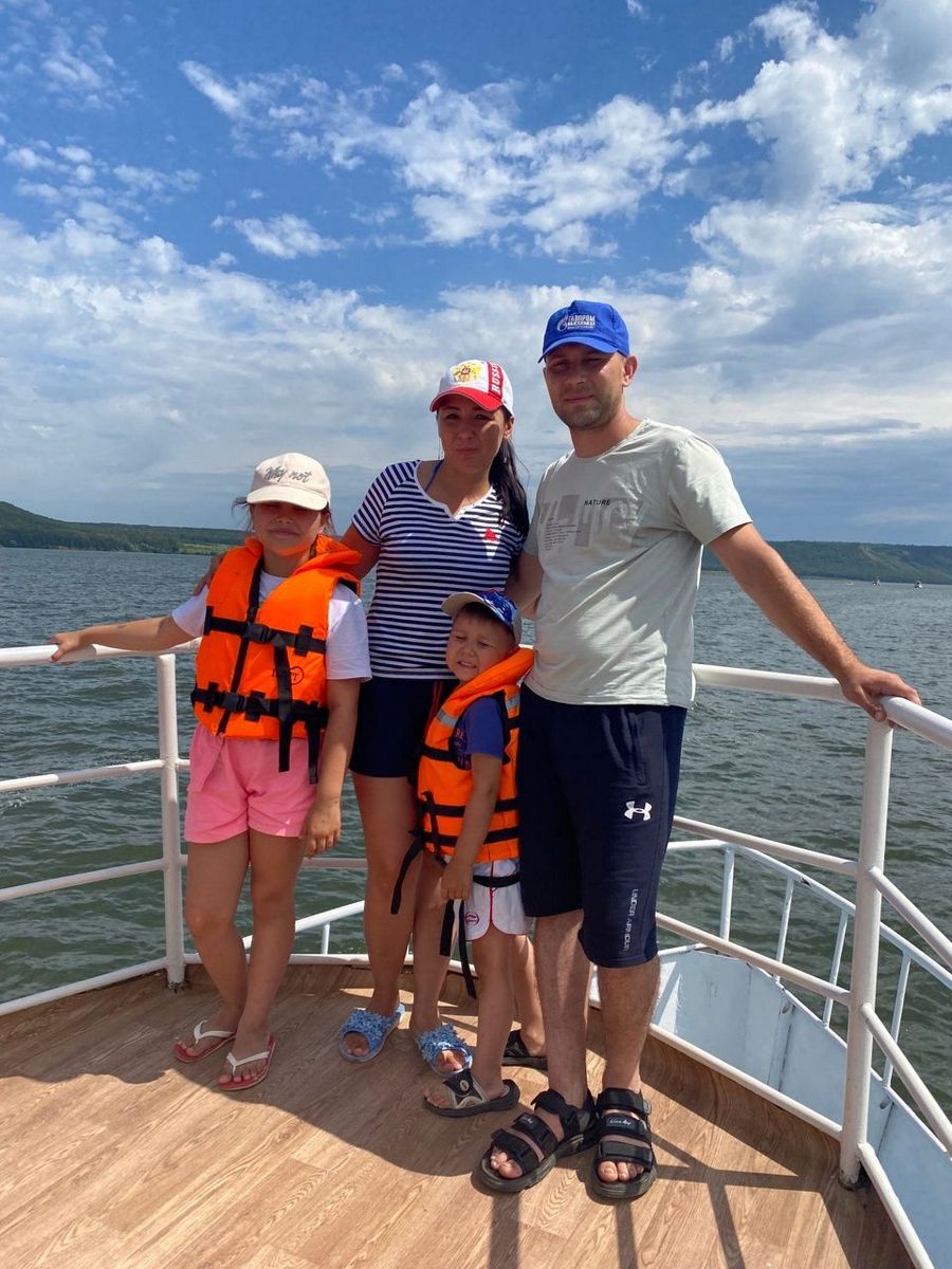 Мемы про проблемы. Картинка как ты решила проблему я решила что это не проблема. Преодоление трудностей картинки. Больших проблем быть не должно. Все или ничего цитаты.