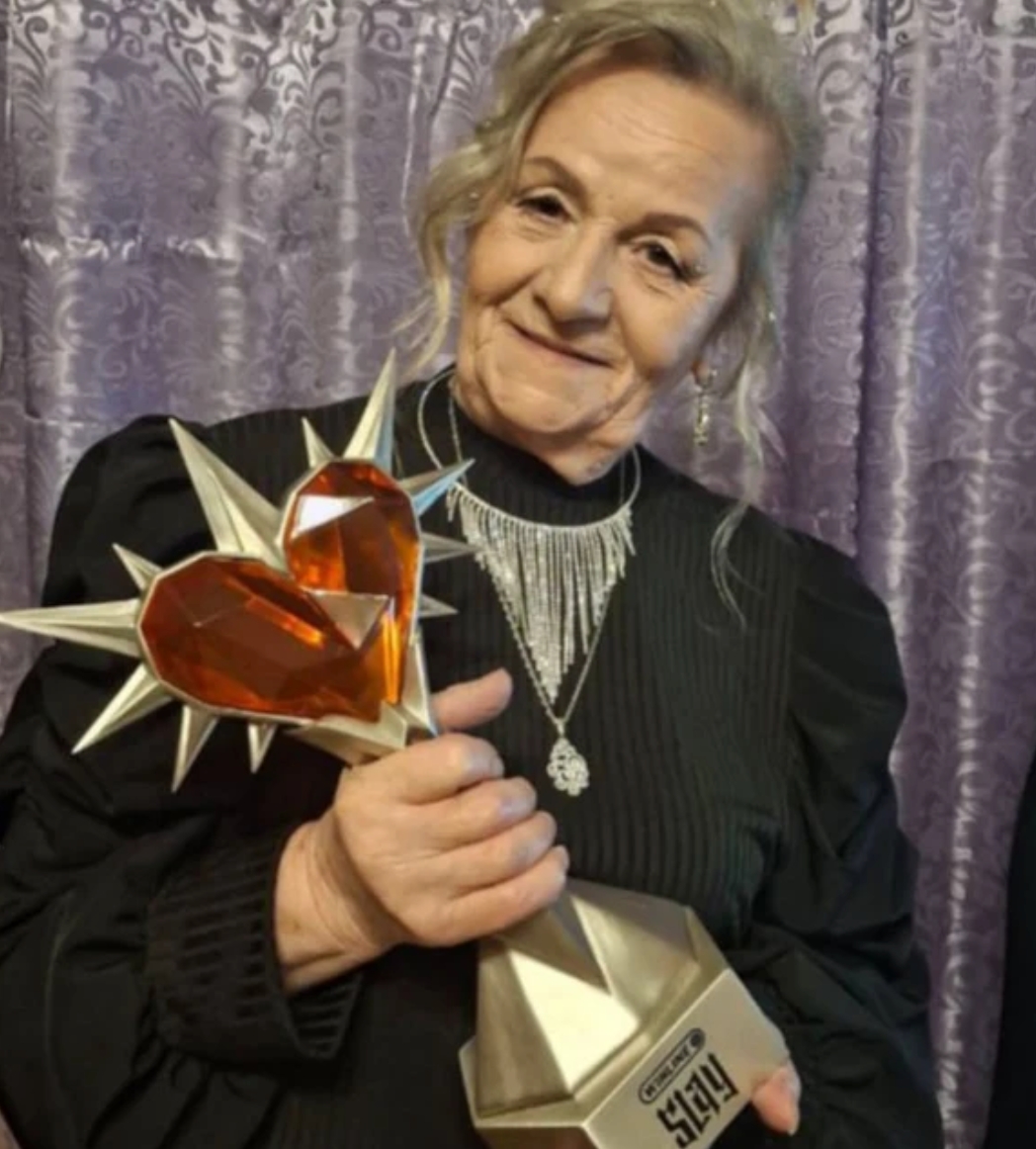 77-летняя стримерша из Нижнего Новгорода получила премию SLAY и стала легендой Twitch